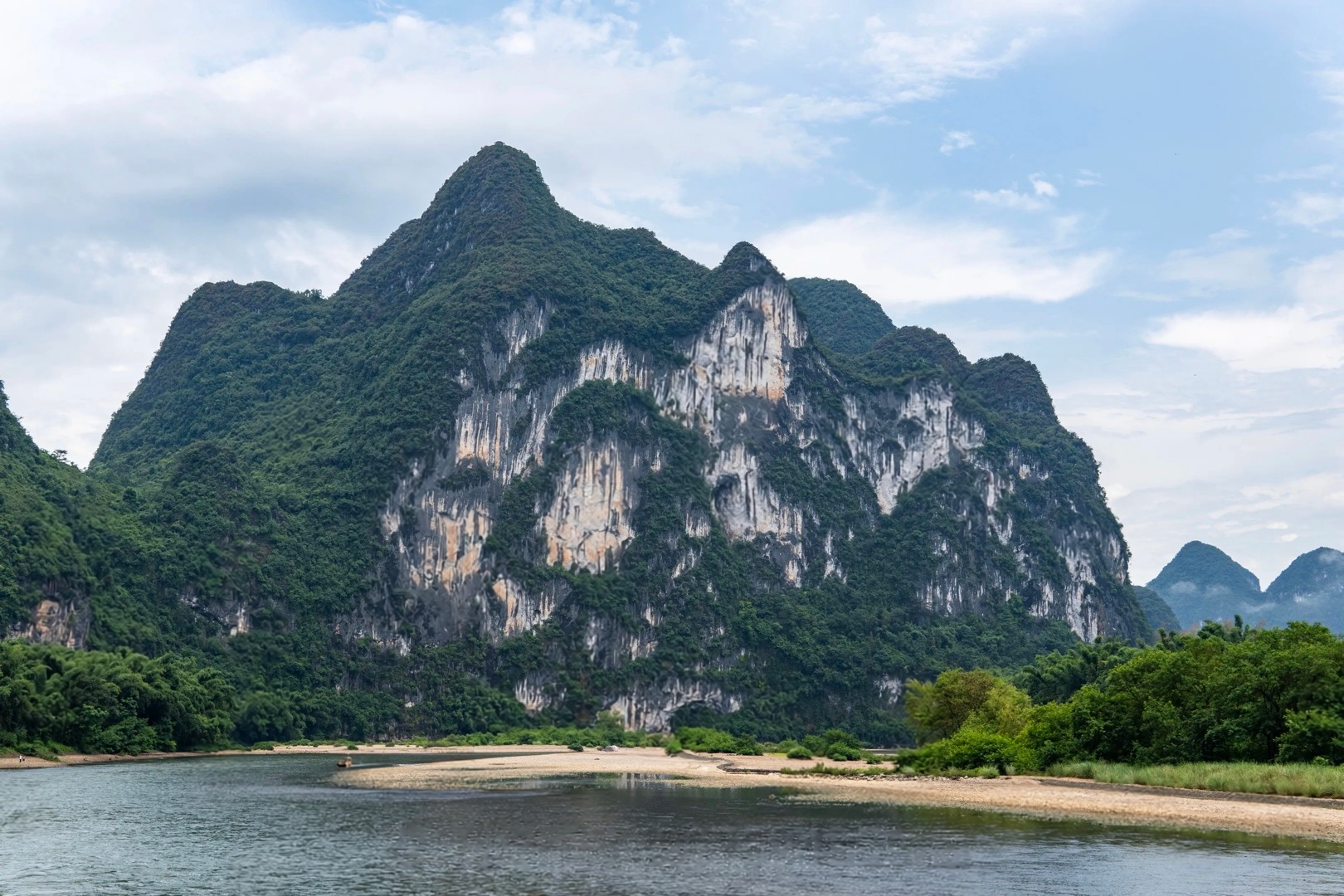 Electric Bamboo Raft Tour Chaobanshan Wharf - Nine Horses Mountain image 2
