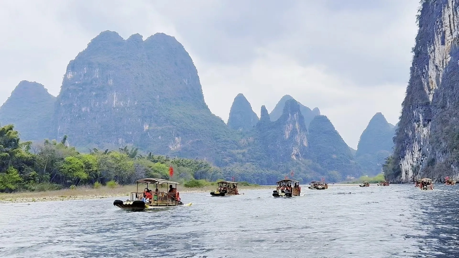 Electric Bamboo Raft Tour Chaobanshan Wharf - Nine Horses Mountain image 1