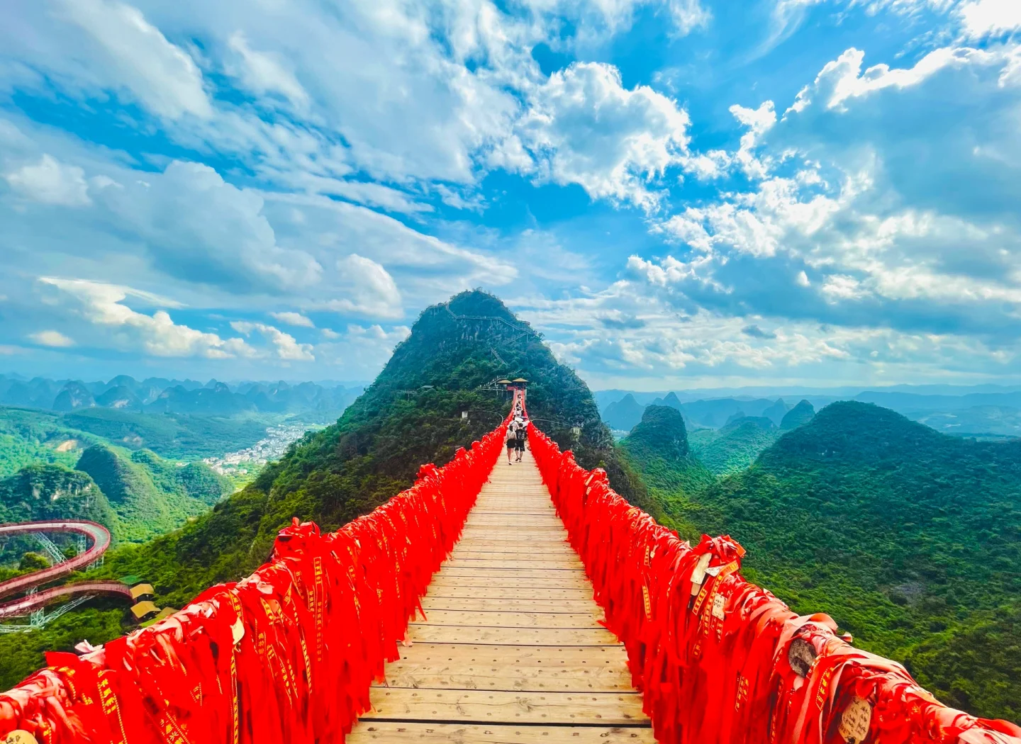 Yangshuo Ruyi Peak Cable Car Scenic Area image 4